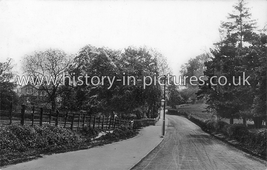 Street Scenes - Great Britain - England - Essex - Earls Colne - Church ...