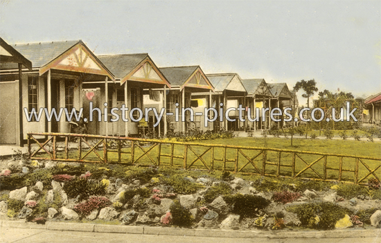 Street Scenes - Great Britain - England - Essex - Clacton - Chalets ...