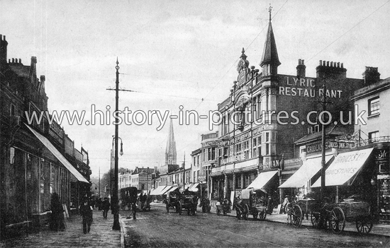 Street Scenes - Great Britain - England - London - West London - Ealing - Old and Local Historic 